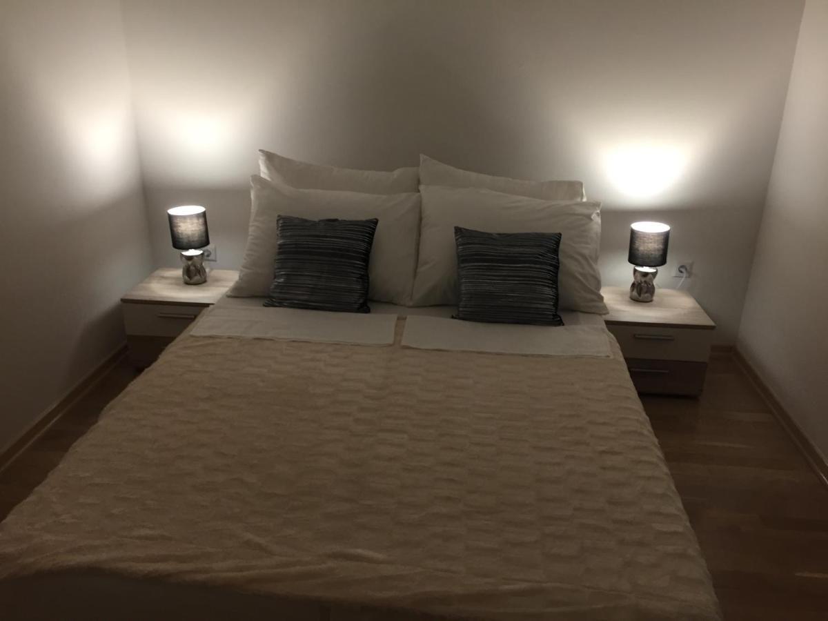 Apartman Toni Novalja Eksteriør bilde